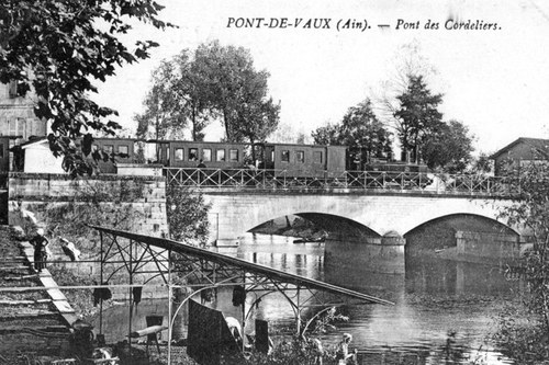 Le tacot à Pont-de-Vaux